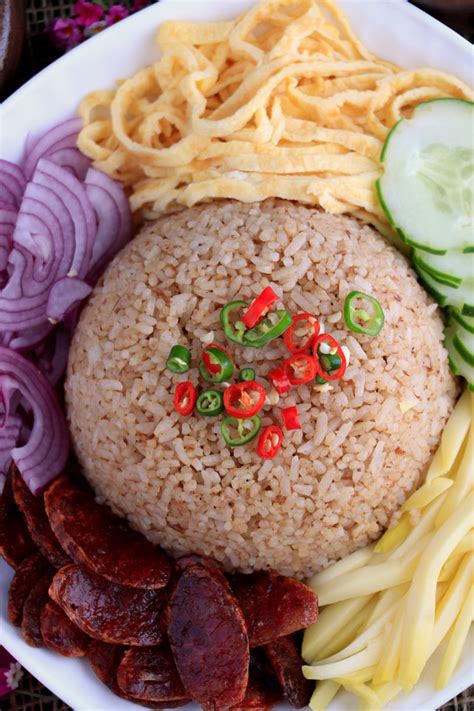 Simple Thai Fried Rice With Shrimp Paste Khao Kluk Kapi Foxy Folksy