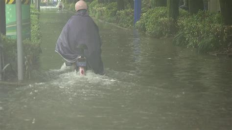 新华全媒｜直击台风“普拉桑”在上海二次登陆点上海市奉贤区 新华网