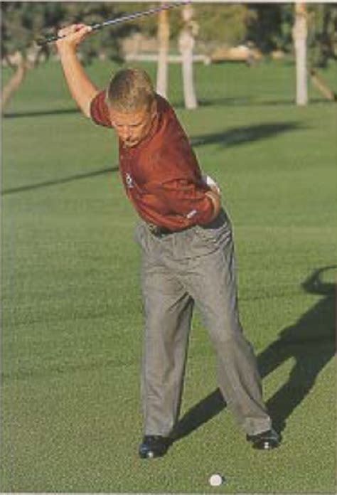 Golf Swing Power Tips-How to improve golf swing keeping lower body ...