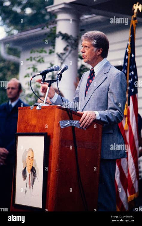 Jimmy Carter Kicks Off 1976 Campaign in Warm Springs, Georgia at FDR's ...