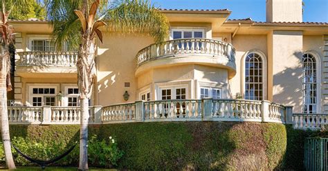 La mansión en Los Ángeles para estrellas de TikTok y su versión en América Latina Infobae