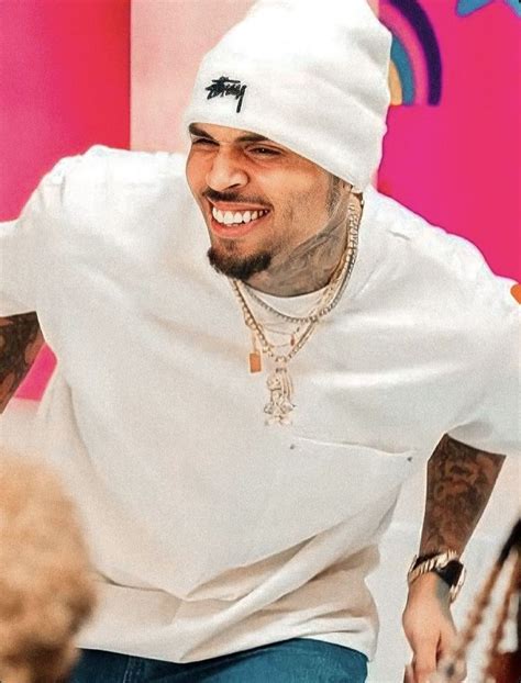 Whie Smile In Chris Brown Photos Chris Brown Photoshoot Chris