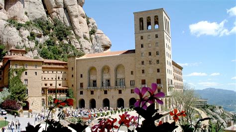 Montserrat Monastery Tickets with Transport Pass & Lunch