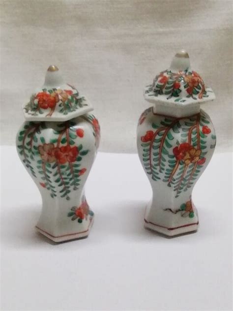 Miniature Vases 2 Famille Verte Porcelain Flowers Catawiki