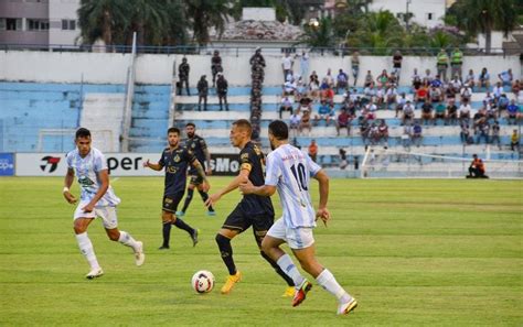 Aparecidense Perde Para O Crac Mas Avan A As Semifinais Do Campeonato