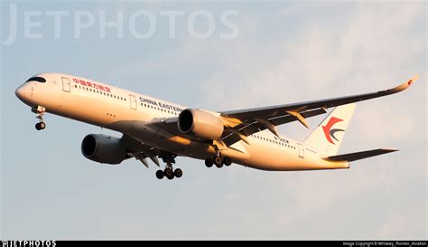 B Cw Airbus A China Eastern Airlines Whiskey Romeo