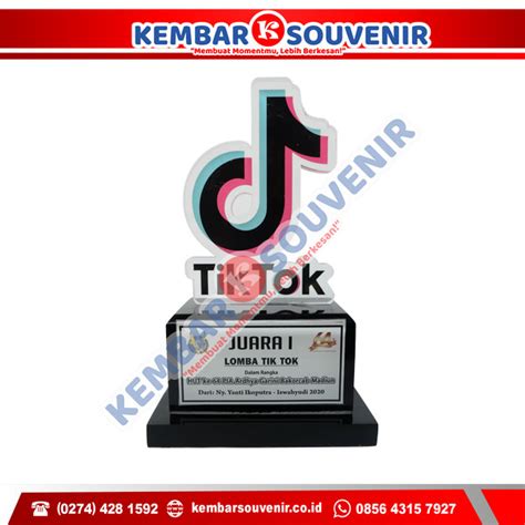 Akrilik Wisuda Jual Plakat Aluminium Logam Kuningan Dan Tembaga