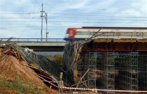 Interrumpida La Circulaci N Ferroviaria Entre Sollana Y Sueca Por Una