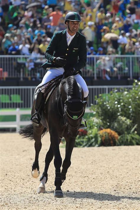 Doda Miranda fica em 9º na final de saltos Veniss é 16º