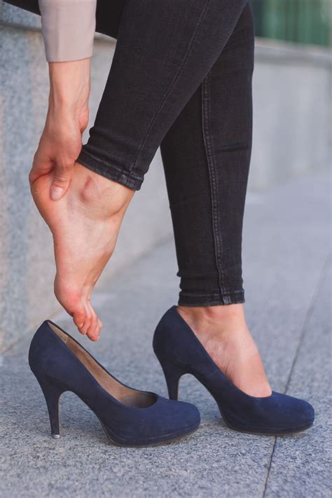 How To Safely And Comfortably Wear High Heels This Summer Healthy Vix