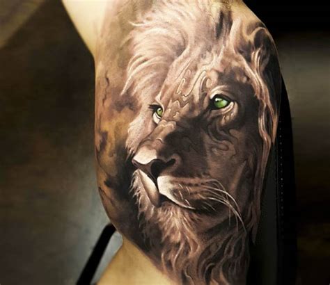 Lion Head tattoo by Arlo Tattoos | Post 19512