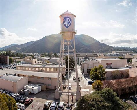 WarnerBros.com | Home of WB Movies, TV, Games, and more!