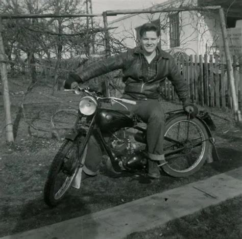 Greasers of the 1950s: Styles, History and Vintage Photos - Rare ...