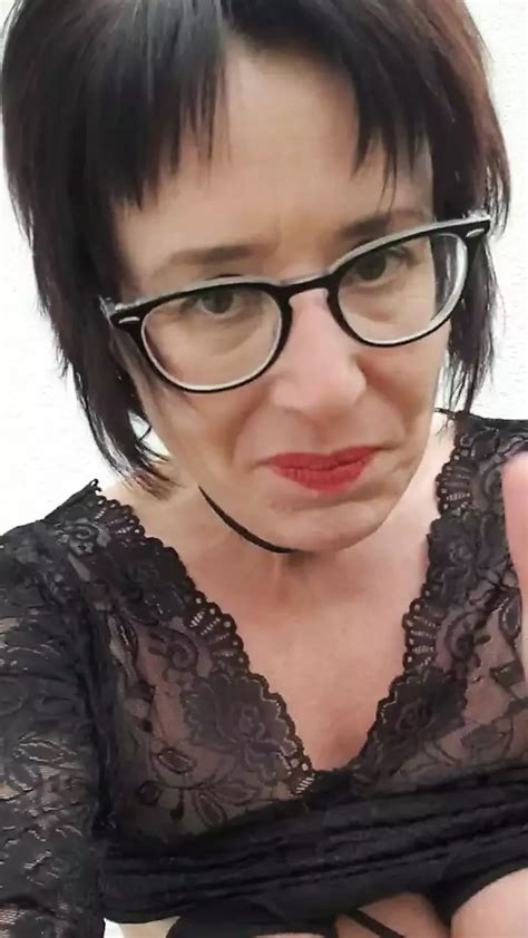 Slave Presenting Itself Outdoor With Orgasm Public Nudity Porn Feat JulieEroticDress XHamster