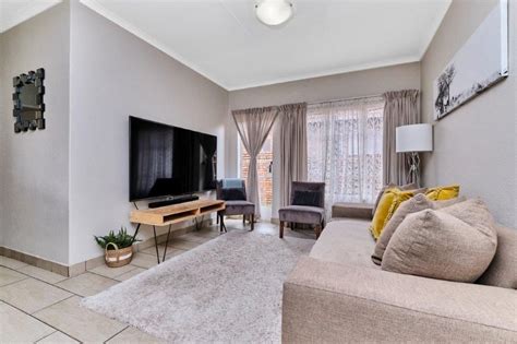 2 Bedroom Townhouse For Sale In Groblerpark 21 Manhatten Park 263