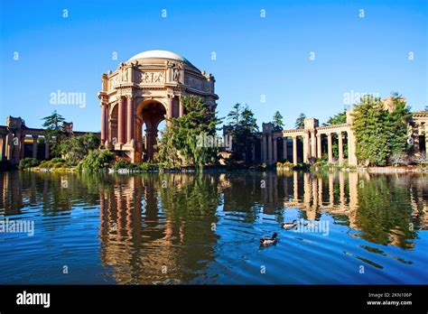 The Palace Of Fine Arts San Francisco Stock Photo Alamy