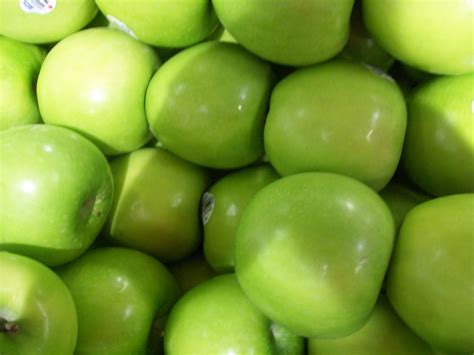 Pom Poms Ponderings Green Hope