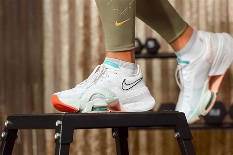 Comment Choisir Les Bonnes Chaussures De Training Pour Vous Nike LU