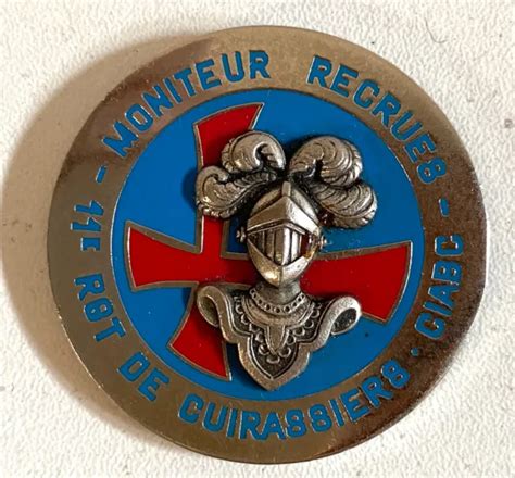 MÉDAILLE PUCELLE INSIGNE militaire Moniteur Recrues 11 RGT de