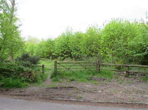 Public Footpaths Near Bordon Malc Mcdonald Cc By Sa Geograph