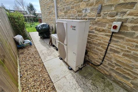 How An Air Source Heat Pump Works With Real Example Source Heat Pump