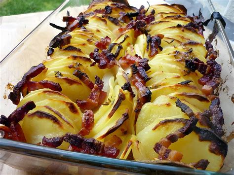 Recette De Pommes De Terre Aux Oignons Aux Lardons