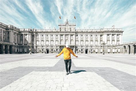 Cómo hacer terrazas espectaculares en terrenos inclinados para