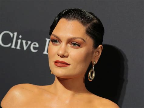 Jessie J Shares Health Update And Reveals She ‘can’t Go A Day Without Pain’ The Independent