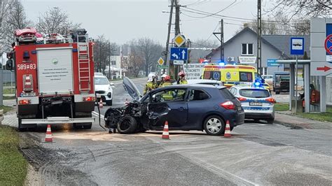 Sokołów na Mazowszu Zderzenie dwóch aut utrudnienia TVN Warszawa