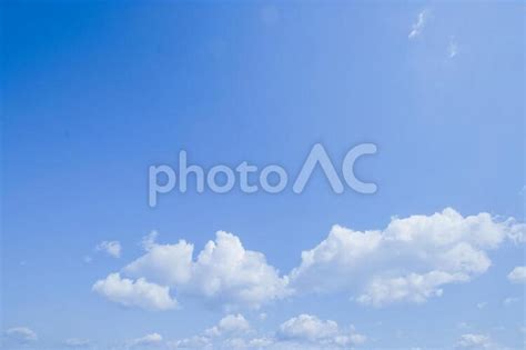 青く澄み渡る空 No 1546715｜写真素材なら「写真ac」無料（フリー）ダウンロードok