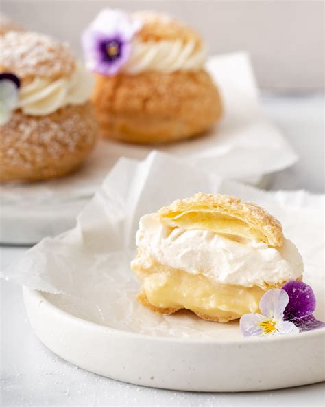 Vanilla Cream Puffs Choux Au Craquelin Artofit