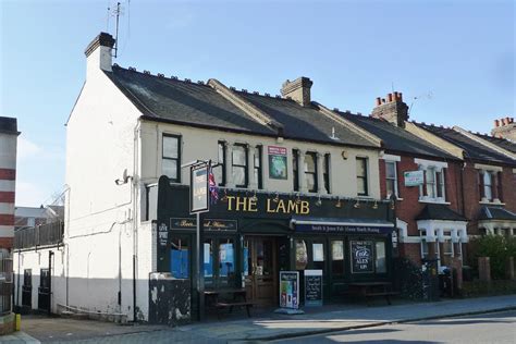 Lamb Lower Edmonton N9 Smith And Jones Pub In Edmonton Wh Flickr