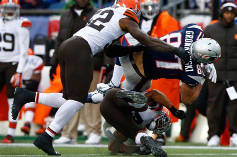 NFL says horrible knee injuries are actually down