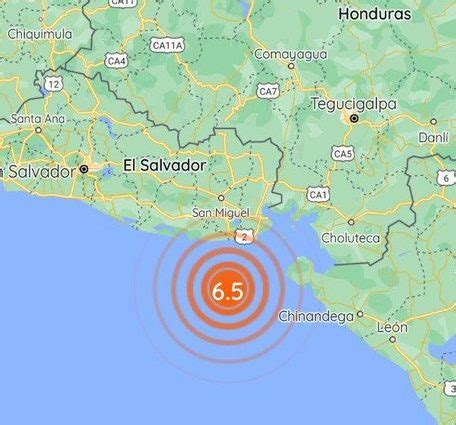 Un Fuerte Sismo De Magnitud Sacude La Costa En El Salvador Videos