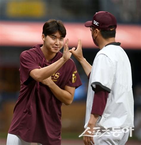 ‘9억팔 키움 장재영 결국 타자 전향포지션은 유격수 중견수｜스포츠동아