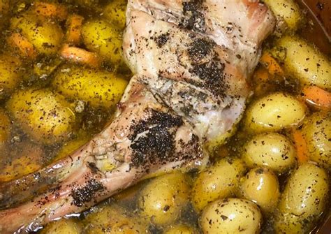 Pierna De Cabrito Al Horno Con Patatas Y Zanahoria Receta De ByTommy