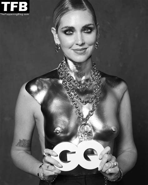 Chiara Ferragni Shows Her Golden Tits At The Gq Men Of The Year