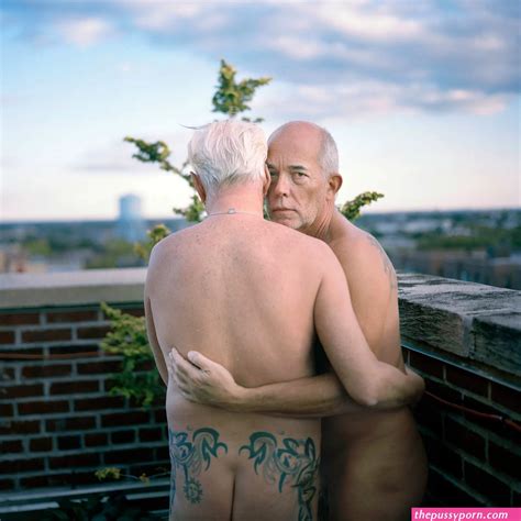 Pictures Of Naked Older Men The Pussy Porn