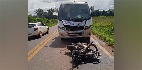 Micro Nibus Entra Na Contram O Atropela E Mata Motociclista Em