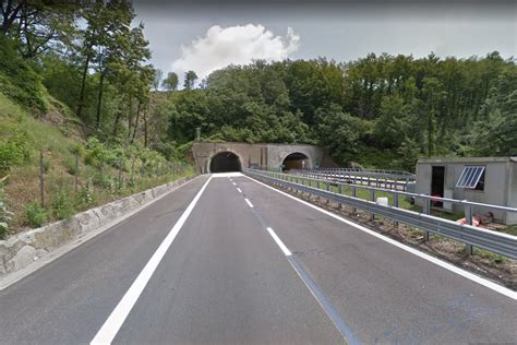 Autostrade Su A1 Milano Napoli Panoramica Chiusure Del Tratto