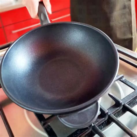 Wok Tava Od Lijevanog Aluminija Cm Bima Hrvatska