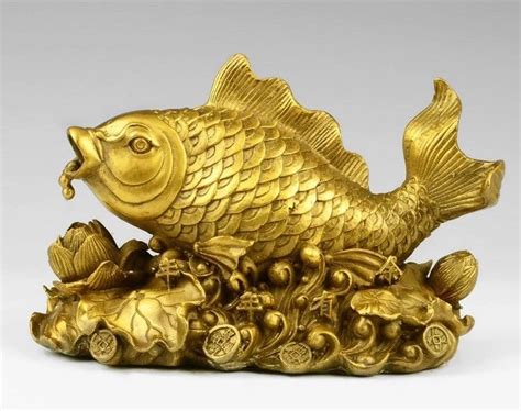 Ymying China Brass Copper Auspicious Wealth Money Lotus Fish Carp Art