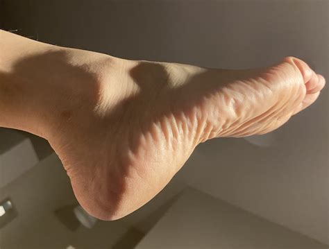 My Sexy Shaved Ass And Feet Pics XHamster