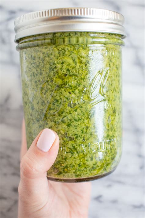 Easy Avocado Pesto 5 Minute Pesto With Avocado And Basil
