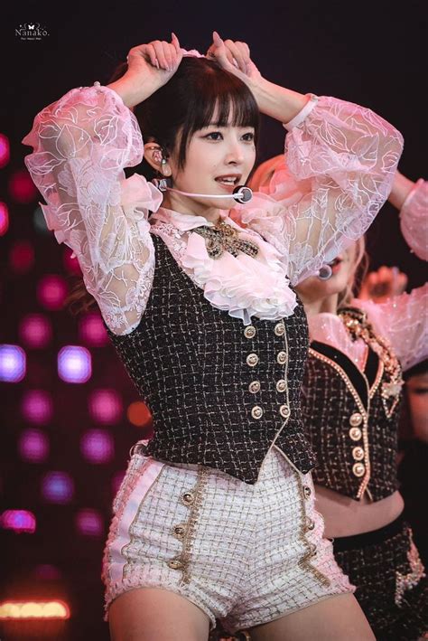 Pin By Fer On Kpop Stage Outfits In Kpop Girls Stage Outfits