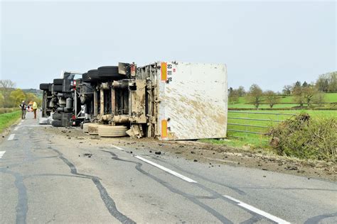 Faits divers Saône et Loire un camion transportant des déchets d