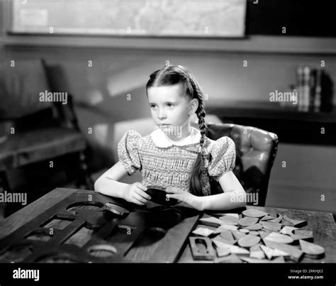 Margaret Obrien In Lost Angel 1943 Directed By Roy Rowland Credit Mgm Album Stock