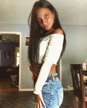 Face Down Ass Up Or On Her Knees Porn Pic