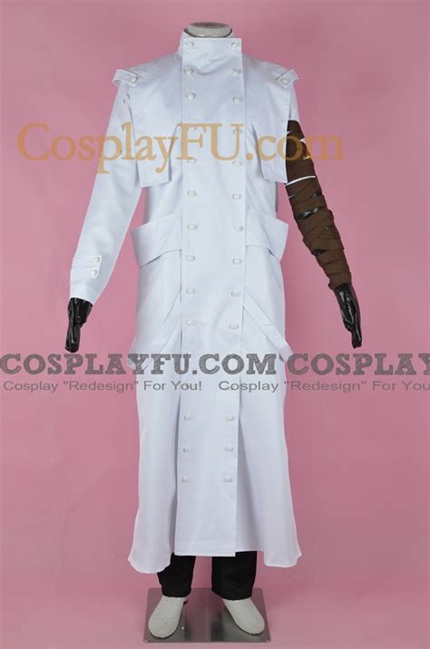 Custom Vash Cosplay Costume from Trigun - CosplayFU.com