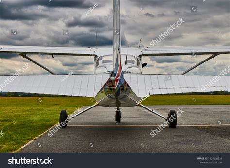 Cessna View Aircraft Cockpit Image: Over 216 Royalty-Free Licensable Stock Photos | Shutterstock